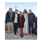 Pauline Clément Instagram - 🤍 Jumeaux mais pas trop 🤍 Prix du public au @festivalpedhuez 🌨 🚡 On a tourné en pleine canicule avec @ahmed_sylla & @bertrand_usclat et on a reçu un prix dans la neige☃️ Merci à @olivierducray & @wilmeance de m’avoir donné un rôle de fille brillante qui a fait de grandes études alors que j’ai pas le bac. 😘❄️ #fah2022 #festivalalpedhuez Festival de l'Alpe d'Huez