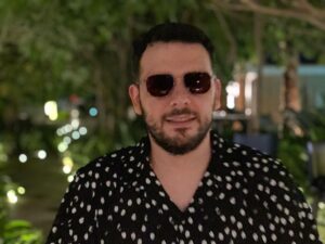 Pedram Sharifi Instagram - فلویی هم عالمی داره…😎✌🏻❤️