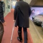 Pedram Sharifi Instagram - این روزها… شاید باورتون نشه اما موزیک زنده بود😂 ممنونم از احوال پرسیتون، رو به بهبودم به سرعت✌🏻❤️ فیلم از @laleh.marzban