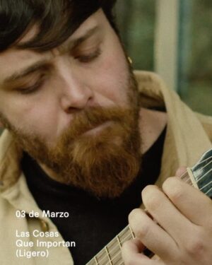 Pedro Guerra Instagram - El primer single se titula "Las Cosas Que Importan" junto a @pedro_guerra será de ustedes el próximo 3 de MARZO 🤍

Esta es la primera de muchas colaboraciones que habrá en el nuevo álbum LO PURO… qué nervios tengo de sacarlo, madre míaaaaaa 🥲🍃
Es todo un honor para mi compartir con uno de mis referentes musicales desde que tengo casi uso de razón ♥️
En las stories les dejo el presave de la canción y algo más de info! 
Háganlo háganlo haganloooo 🦦
~
les dejo un avance de lo que es la música y el videocliiiip ♥️
segunda foto son algunos frames del videoclip que publicaremos también el día 03/03 del tema junto a Pedro. Realizado por @thegoodcompanyband y @carlos_karlst en Madrid hace un tiempito 🥺
la 3ª foto es la portada tan preciosa del single, que viene a cargo de mis admirados @santanasantana.es que han hecho la dirección de arte y diseño. La foto del bodegón es de @ampiaristu con la ayuda de @octaviobarrera 🪨 

~
música de @hirahiafonso 
letra de @pedro_guerra 
guitarra española/eléctrica @paufigueresmusic 
bajo eléctrico @chewybass 
trompeta @klausstroink 
voz, timple y percusiones @pedro_guerra 
timple/guitarra española @hirahiafonso
mix & master @the_sound_of_wood