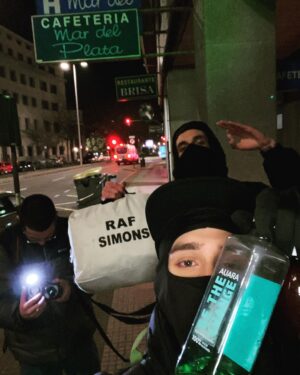 Pedro LaDroga Instagram - me gustas mas ker 𝓛𝓔𝓐𝓝 me gustas 1 monton 🤤🥤💜🛐 
Solo digo k seguimos con 📹”NiGHTSHOT|TOUR” ‘n’ 🛑 next stop ‘r’
🔀A𝐂𝐎𝐑𝐔𝐍𝐇𝐀! Mañana [S14] asemos rituales en er watekaso @bootycall.party innadi’ @playaclubcoruna 🤽🏽‍♂️🫡 
Ya teneis disponibles mas fexotassss, onde nos vemo y k sitio fartan golfantes???
-14/OCT 🔀 𝗔𝗖𝗢𝗥𝗨𝗡𝗛𝗔
-4/NOV 🔀 𝗦𝗘𝗩𝗶𝗟𝗟𝗔
-1/DiC 🔀 𝗩𝗶𝗚𝗢
-4/FEB/24 🔀 𝗠𝗔𝗗𝗥𝗶𝗗