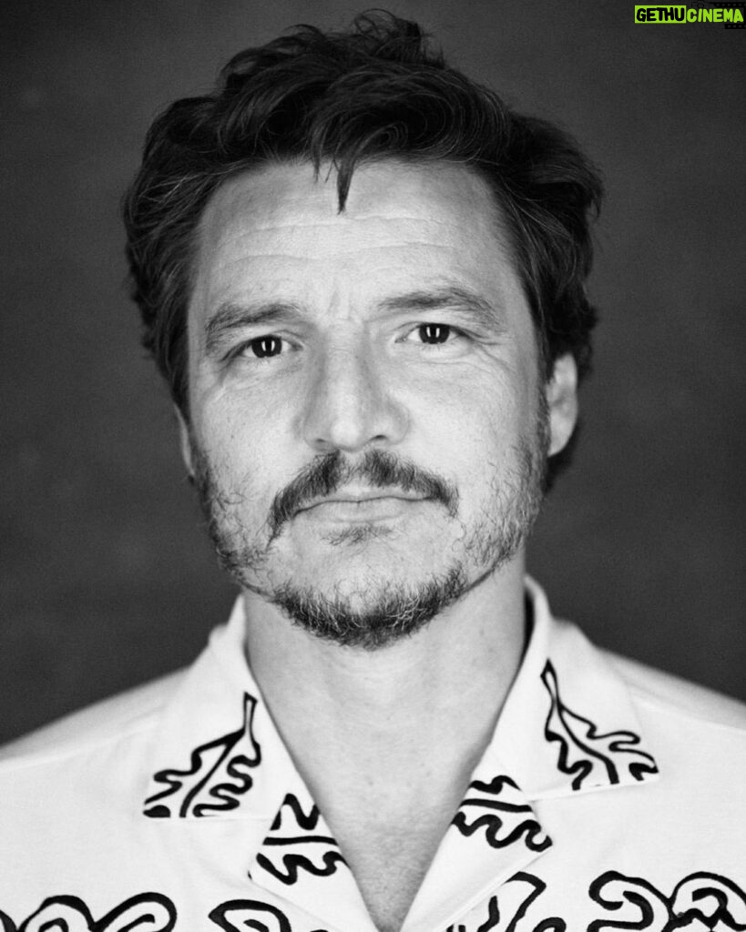 Pedro Pascal Instagram - @jlcvisuals at #SXSW for #theunbearableweightofmassivetalent hair, face and whiskers by @cocoullrich