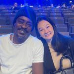 Pelé Instagram - Hoje compartilhamos algumas fotos de bastidores de uma memória recente, mas inesquecível. O dia em que a @fifa fez uma homenagem linda ao Rei. Deixamos aqui algumas fotos da Márcia Aoki, viúva de Pelé, recebendo o carinho de todos. #tbt . Today we share some behind-the-scenes photos of a recent but unforgettable memory. The day @fifaworldcup made a beautiful tribute to the King. Here are some photos of Márcia Aoki, Pelé's widow, receiving everyone's affection. #tbt Thank you, @ronaldo, @k.mbappe, @seujorge, @gianni_infantino, @oficialrc3 and and to everyone who made this tribute so beautiful.