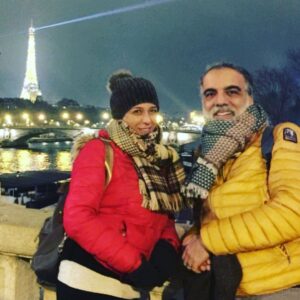 Pelinsu Pir Instagram - Bu günün #tbt si İpek in objektifinden Paris teki  biz oluversin canlar 🤗😍🌺📸 @ipekbilginipek @leventtulek