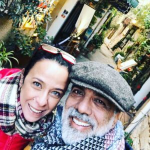 Pelinsu Pir Instagram - Gözümün nuru, sevdiğim, şükrettiğim, iyi ki sen, iyi ki biz, nice 24 yıllara🙏❤️😍 @leventtulek #yıldönümü #24yıl #aşkla #maşallah