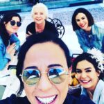 Pelinsu Pir Instagram - Ay dizimizin tekrarı yayınlanıyormuş 🤗 O zaman bu günün #tbt si böyle olsun💜🎈#i̇stanbullugelin