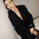 Peri Baumeister Instagram - I found Champagne Poetry four a couple of hours. 💋💋💋 an dich @franziskahanusek Some 📸 @lottermannfuentes H/M @vivienmangin Merci @moetchandon und @kadeweofficial für die Einladung #toastwithmoet Enjoy with responsibility. 🔞 #ad