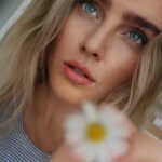 Perrie Edwards Instagram - Daisy daze