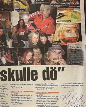 Petra Marklund Instagram - Satellites ruska om mitt liv på många sätt. Vi fick en albumgrammis! Andra priser! Portugal med orkester, den blev stor i UK, USA, Polen, Spanien! Träffade @davidbeckham backstage när jag spela i Madrid, snyggaste jag sett som ni ser att jag tyckte😂 Poliseskort till scenen och gig i Sibirien osv.. 

En annan härlig grej med Satellites var att den också blev stor i Slovenien. Min mammas hemland. Min babica/mormor fick lixom digga till den i sin lilla radio vid spisen där hon alltid stod och gjorde apfelstrudel och borek. Hon var så stolt. Hennes familj var alpmusiker och några av dom första att spelas på radio i Slovenien. Men det var bara killarna som fick spela, allt annat var olämpligt.
Det är många lager. Men jag älskar att jag fick besöka henne varje dag i radion, eftersom vi bara kunde ses 1 gång per år. När jag fyllde 25 blev jag firad av deras statliga tv-kanal och hela släkten där satt fastklistrad vid tv-nyheterna när jag stod å pratade min bebis-slovenska i direktsändning. Det va fint:) 

Tack Satellites! 

💙 

Satellites shook up my life in many ways. We received a Grammy for best dance album! Other awards! Portugal with an orchestra, it became big in the UK, USA, Poland, Spain! Met @davidbeckham backstage when I was performing in Madrid. The most handsome I've ever seen, as you can probably tell 😂. Police escort to the stage and gigs in Siberia, and more.

Another wonderful thing about Satellites was that it also became big in Slovenia, my mom's homeland. My grandma, or "babica" in Slovenian, got to groove to it on her little radio by the stove, where she always stood making apple strudel and borek. She was so proud. Her family were alpine musicians and some of the first to be played on the radio in Slovenia, but only the guys got to play; everything else was considered inappropriate. There are many layers to this story, but I love that I could visit her every day on the radio, as we could only see each other once a year. When I turned 25, I was celebrated on their national TV channel, and the whole family was glued to the TV news when I stood there speaking my baby Slovenian in a live broadcast. It was beautiful. 💙