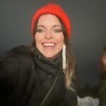 Petra Marklund Instagram - 2024!!!❤️ Jag har inte gjort något annat än sammanfattat bilder å minnen det här året med mina 20 år som artist.. Så nu blickar vi framåt. Fast! Jag har faktiskt en till liten grej som jag tar med mig här och det är en livevideo som vi passade på att filma när jag fick den stora äran att avsluta pridefestivalen i somras. Vilket disco, vilken kväll och vilken publik ni var!! ❤️‍🔥❤️‍🔥❤️‍🔥😇 (hela på min youtubekanal-länk i bio) Film/redigering: @oliverhenriquez_ Och det HÄR året kommer jag fira något som är ännu viktigare än 20 år som artist. Går det?? kan man undra, men jo! Jag blir 40 år som människa!! Så festandet fortsätter:) Och så blir det nyyy musik och andra roliga nyheter vi ska släppa på snart, nu när 2023 gjorde mig till skivbolagsboss och allt😎💅 Tack till alla som varit med mig i år och förgyller mitt liv. Nu vill jag att det ska fyllas på med lösningar detta år. Det vill jag också bli en del av. Vi tuffar på. Hoppas vi kan få till en massa fint framöver ihop och så kul att ni vill hänga med mig här på mina kanaler. Peace allihop ☮️🙏🏻❤️