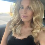 Petra Svoboda Instagram - Ja jeste s letem urcite nekoncim! Porad tu blond udrzuji😂Dekuji za skvelou peci @tomasarsovsalon #hair #summer #care Prague, Czech Republic