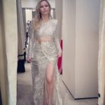 Petra Svoboda Instagram - Tak ted uz se jen rozhodnout…🤔💁🏼‍♀️😊 @ef_prague ELISABETTA FRANCHI