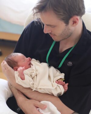 PewDiePie Instagram - 11 / 07 / 2023 
Welcome to the family, little Björn 🐻 ❤️