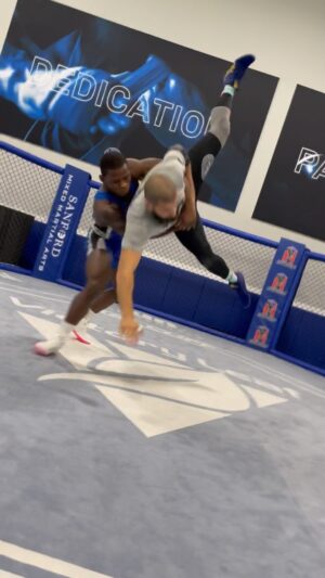 Phil Hawes Instagram - Wrestling wednesdays! @tuco300 📸 @jamiegall22 
 🗣 PSA: No AF1’s were creased in the making of this video. #nohype #wrestling #ufc