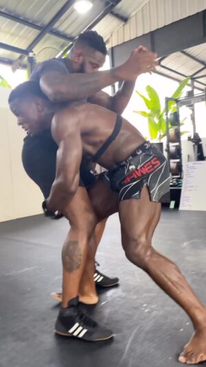 Phil Hawes Instagram - @philliphawes is ready for battle ⚔️

#southsidemmathailand

___

#fightnight #fighter #fighting #training #mma #martialarts #mixedmartialarts #mmafighter #bjj #muaythai #muaythaifighter #kickboxing #confidence #competition #coach #gym #phuket #thailand #rawai