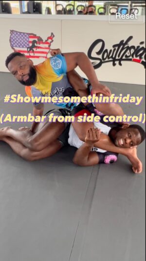 Phil Hawes Instagram - 🚨 #showmesomethinfriday 

🚨 Who? @coachdjjackson  2x @ibjjf World champ, ADCC competitor, 

🚨 What? Armbar from side control
