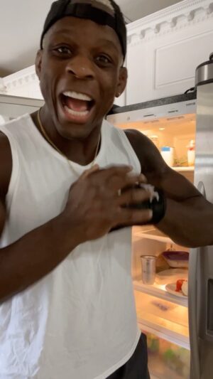 Phil Hawes Instagram - When your roommates eat your stuff! Who drank my OJ? 🤬🤬 @denzelonly #nohype #trainingday #denzelwashington  #juiceisloose
