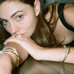 Phoebe Tonkin Instagram - 💎🦋 @tiffanyandco #tiffanypartner