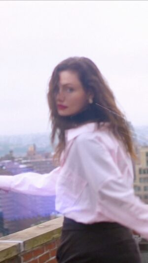Phoebe Tonkin Instagram - Very excited to share the new @anthropologie campaign I was lucky enough to shoot in my favorite city  #fallingforanthro #anthropartner 🫶
