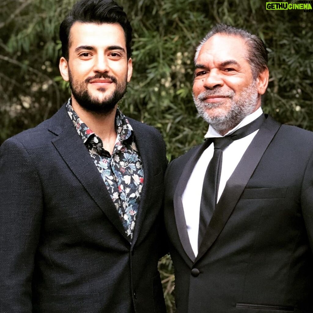 Phoenix Raei Instagram - Kelton Pell a screen legend. That rolls on the tongue nicely. So honoured brother to be apart of the celebrations that was you becoming a screen legend. Many actors and filmmakers look up to you as you lead the way and will look up to you after we are all but dust. Congratulations, lots of love here for you. @cinefestoz #screenlegend @theheightstv