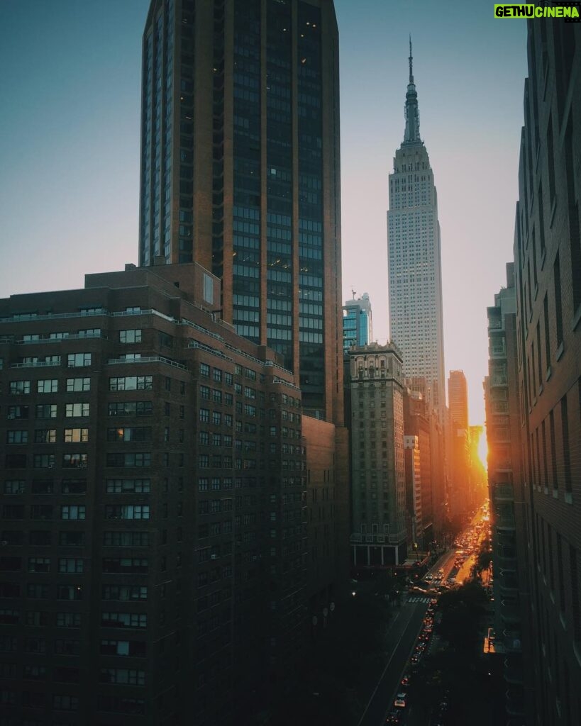 Phoenix Raei Instagram - I miss New York so much! Looking forward to going back @kateelizabethlister #chasingpassion #newyork