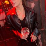 Pimdao Panichsamai Instagram - 🍸🎶🌹 #Tanqueray