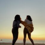 Pisay Pao Instagram - Let me be 💯 clear. If you fall flat on your face in the sand, I WILL laugh maniacally at you. But I will also use the bottom of my dirty shirt to help you wipe off said sand. #thatswhatfriendsarefor 🥰😘😂