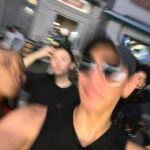 PoLin Tung Instagram - 用一張照片來解釋六月 忙碌又心驚膽顫的六月 心思是被各種霸佔然後征服 好像模模糊糊的過完了 但又好像累積了不少 要走心但又不能太多 這種平衡感真的是需要練習的 我已期待七月的到來 今天必須好好的放鬆一下 Shanghai, China