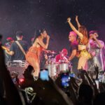 Pocah Instagram - @anitta tô contigo até debaixo d’água 🧡 Vitória - ES
