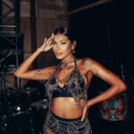 Pocah Instagram - +1 ano de @nossocamarote que saudade que eu estava ✨🖤 Beauty @tfbeauty_ Styling @anacas.styling