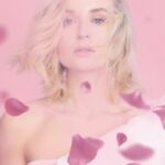 Polina Gagarina Instagram – 27 мая шоу #НАВСЕГДА в МЕГАСПОРТЕ
ЖДУ КАЖДОГО! Билеты в шапке профиля!💗 #полинагагарина #гагаринапоехали