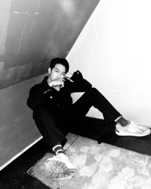 Pongsakorn Ponsantigul Instagram - 🖤