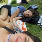 Poqssi Instagram - Quand j’me suis rendue compte que j’ai un bras + bronzé que l’autre …