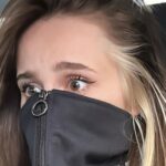 Poqssi Instagram - J’ai eu 24 ans le 1er mai et je me réveille comme ça… ça va vite la vie purée !!