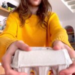 Poqssi Instagram - Video craquage d’oeufs qui a au moins le mérite d’exister