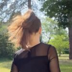 Poqssi Instagram - La série NUDES de @andrea_bescond est dispo aujourd’hui sur @primevideofr❣️un plaisir de faire partie de ce beau projet sensibilisant sur le cyberharcèlement. 87% des 18-24 ans seraient concernés par des actes de pornodivulgation. Force et amour à toutes les victimes de ça peu importe la manière dont ça s’est passé 💘🌈⭐️✨