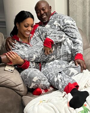 Porsha Williams Instagram - I think our best piece of furniture is my recliner! lol I used to sit in it all the time when I was pregnant with Pj to help relieve my hip pains! BUT now it’s the perfect snuggle chair for my whittle family we literally try to beat each other to get in it😂🤗

Oh and yes I force hubby to wear holiday onsies with me almost everyday day 😂🥰 3 christmas later with you ❤️