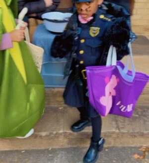 Porsha Williams Instagram - We live in Pilar’s aka Cat Police’s world❤️👮🏽 @pilarjhena @busybeingbales @lodwill @drahjee workwincelebrate #CoParents 

Costumes were Pilar’s idea lol P & P Patrol - loved it