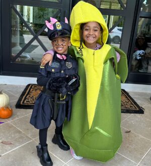 Porsha Williams Instagram - We live in Pilar’s aka Cat Police’s world❤️👮🏽 @pilarjhena @busybeingbales @lodwill @drahjee workwincelebrate #CoParents 

Costumes were Pilar’s idea lol P & P Patrol - loved it
