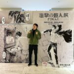 Potter King Instagram - 牆內、牆外， 你選擇哪一邊作為你人生的起點？ 今天去朝聖了進擊的巨人展！ 大滿足🤩 展覽裡面有很多用心設計的經典場景可以拍照，還有作者諫山創老師的原稿以及深度訪談影片可以觀賞，搭配影音讓人有身歷其境的體驗😎 如果你也是喜歡巨人的動漫迷， 不去朝聖一下說不過去吧🤩 展覽位置： 高雄左營新光三越百貨十樓 #進擊の巨人展
