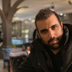 Poulad Kimiayi Instagram - بازیگر مجاز است حقیقت وجود خویش را آزادانه بیان کند و این عمل را در تمام طول زندگی اش به شیوه ای خلاقانه ادامه دهد (استلا آدلر) #استلا_آدلر #بازیگری #actor #پولادکیمیایی #pouladkimiai