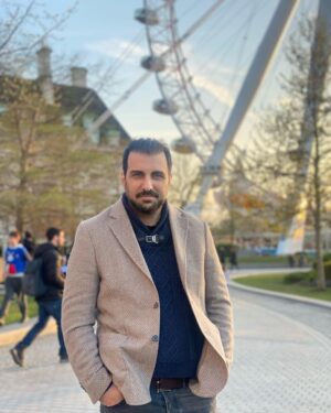 Poulad Kimiayi Instagram - There are two ways to be happy , Either improve your reality , or lower your expectations

امروز به این فکر کن : دو راه برای شاد بودن وجود دارد یا واقع بینیت را بالا ببر یا انتظاراتت را پایین بیاور .#پولادکیمیایی #pouladkimiai