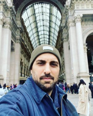 Poulad Kimiayi Instagram - Be happy for this moment. This moment is your life

برای همین لحظه ات خوشحال باش … این لحظه زندگی ات است! 
#milano #italy