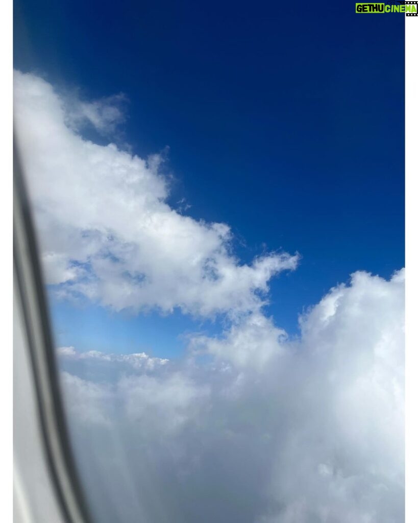 Prachee Shah Instagram - .., If you never go, you’ll never know …💕 . #flight #mode #mood #thoughts #handwritten #pracheeshahpaandya