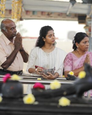 Prathana Nathan Instagram - Absolutely overwhelmed by  your love and support for #Parking ♥️ Grateful to my directors , producers , technicians , fellow actors and everyone who have been instrumental in making this film a huge success . I’m growing through all these experiences and I’m hoping 2024 will be yet another memorable story ❤️

-Abarna | Prathana ✨