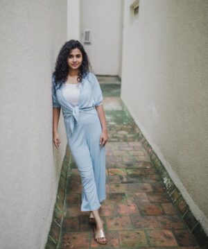 Prathana Nathan Instagram - 💙
.
.
@vasanthmaniphotography