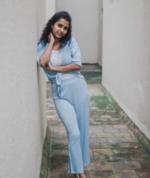 Prathana Nathan Instagram - 💙
.
.
@vasanthmaniphotography