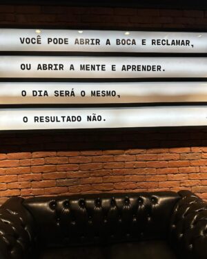 Priscila Buiar Instagram - Hoje completo mais um ano de vida, e depois de um ano tão intenso, especial, de tantas benção eu pensei muito sobre como poderia impactar e transformar a vida de algumas pessoas de maneira positiva - se possível. Como posso retribuir tanto amor, carinho e cuidado que recebo de vcs? Então surgiu o Selfcare by Pri Buiar, um projeto onde compartilho um pouco da minha rotina de cuidados físicos e mental. Espero que vcs gostem. Fiz com muito carinho pensando em vcs ❤️‍🔥