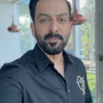 Prithviraj Sukumaran Instagram - Vardharaja ke bulane pe Salaar toh aya, ab aap aajaao 🔥 #SalaarHindi Now Streaming #Salaar #SalaarOnHotstar