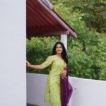 Priya Venkat Instagram - 🍀 For @athiradesigns #photoshoot #love #spirituality